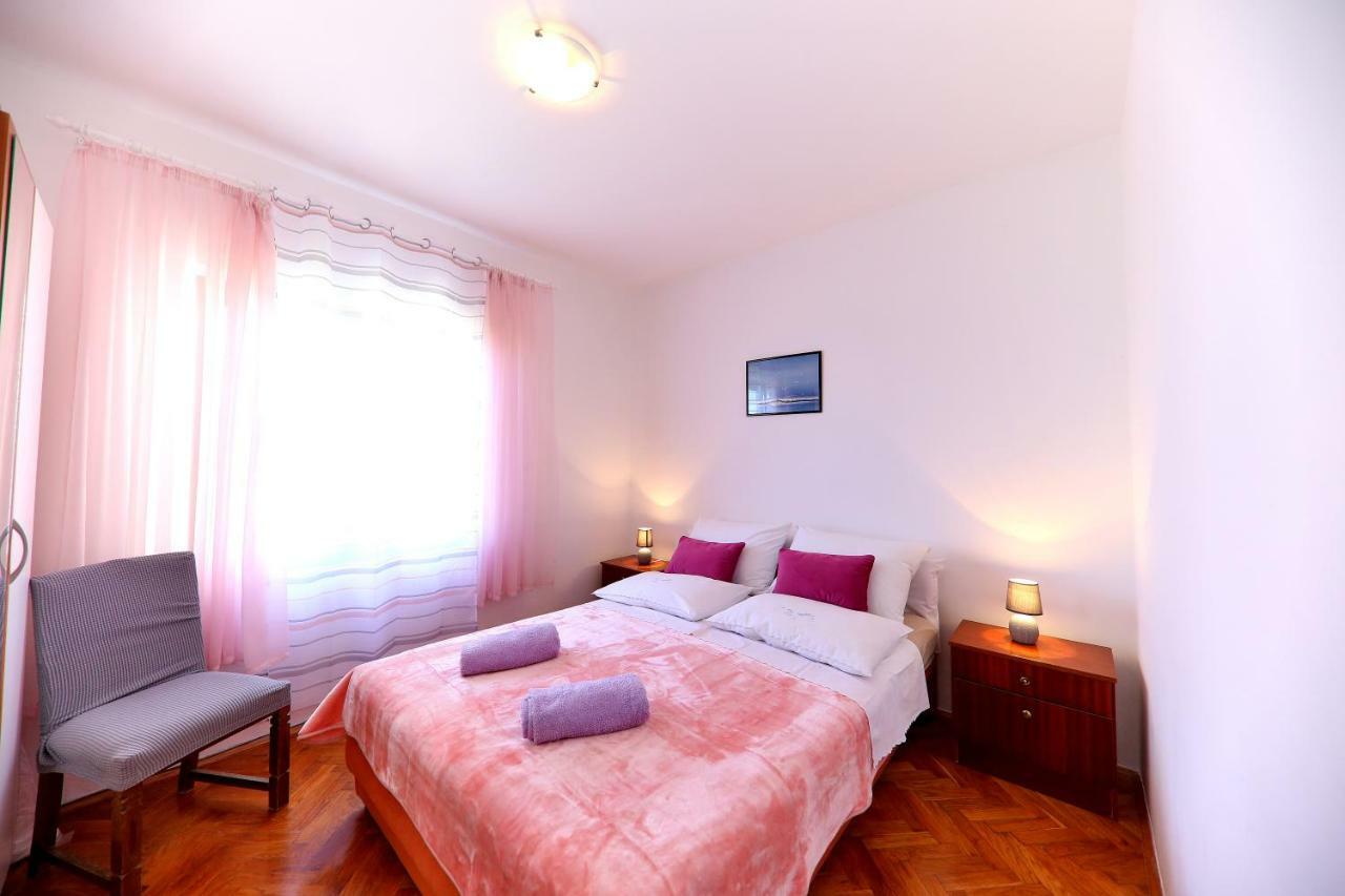 Apartments Anka ルティナ エクステリア 写真