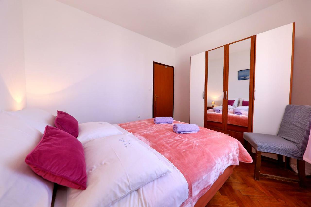 Apartments Anka ルティナ エクステリア 写真