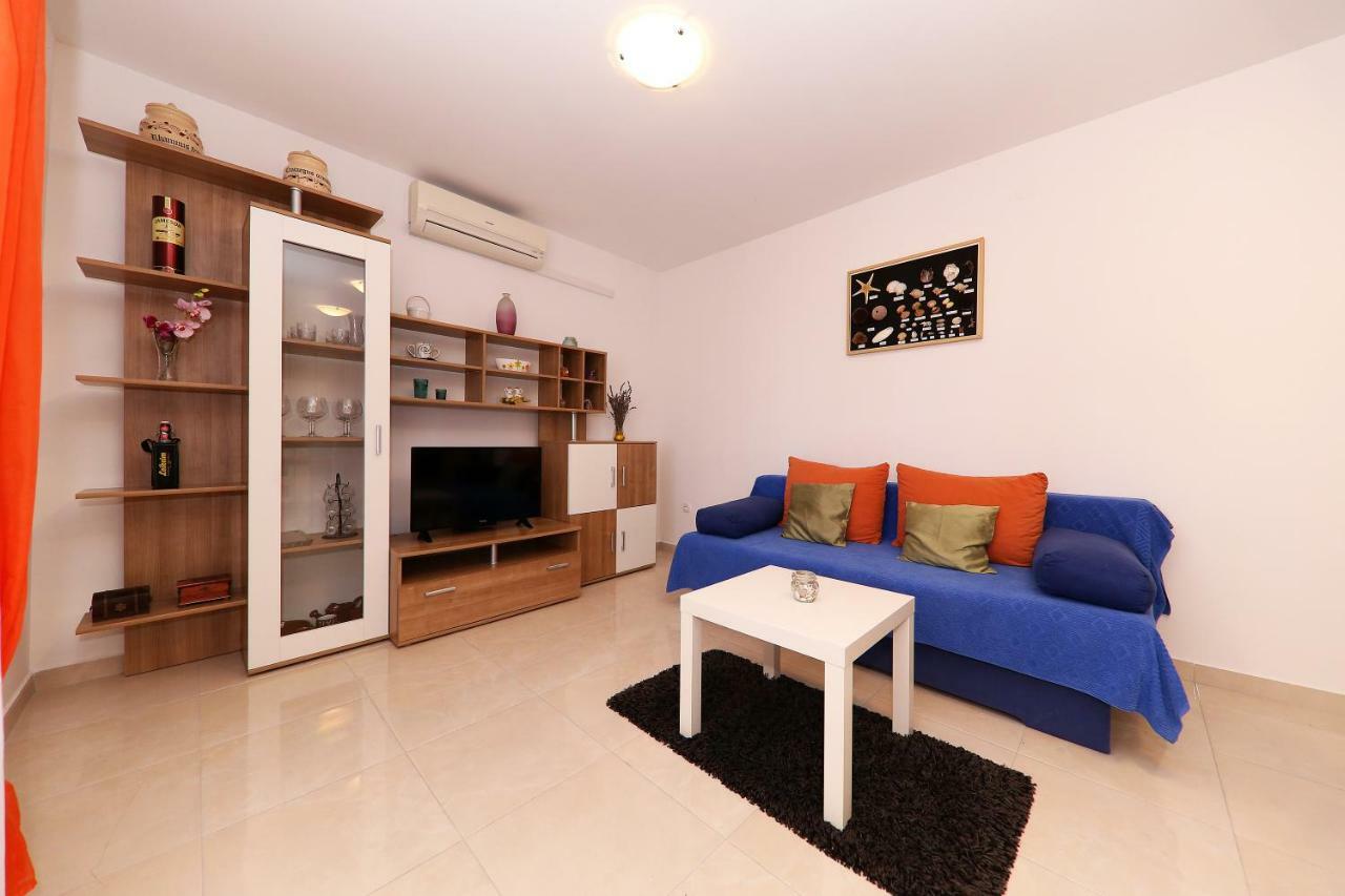 Apartments Anka ルティナ エクステリア 写真