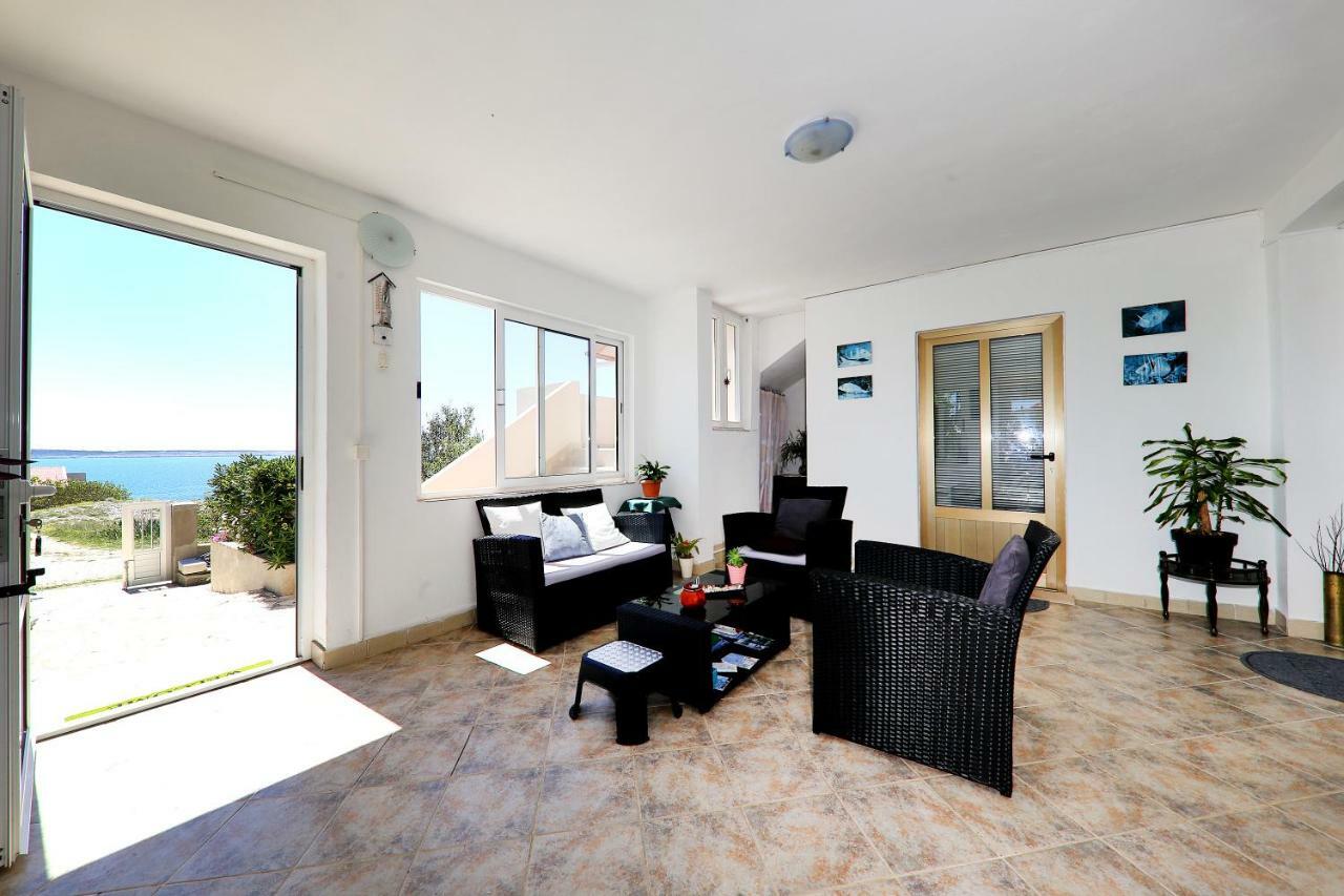 Apartments Anka ルティナ エクステリア 写真