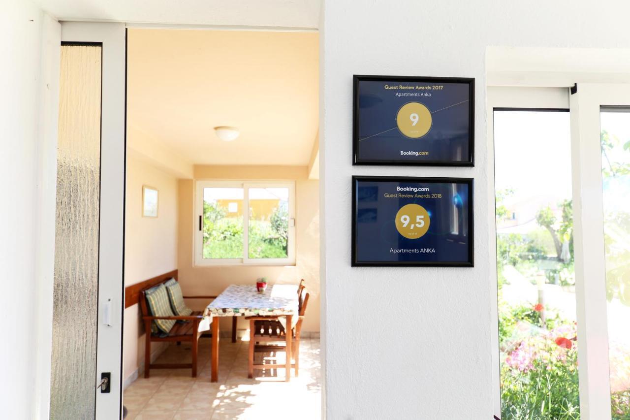 Apartments Anka ルティナ エクステリア 写真